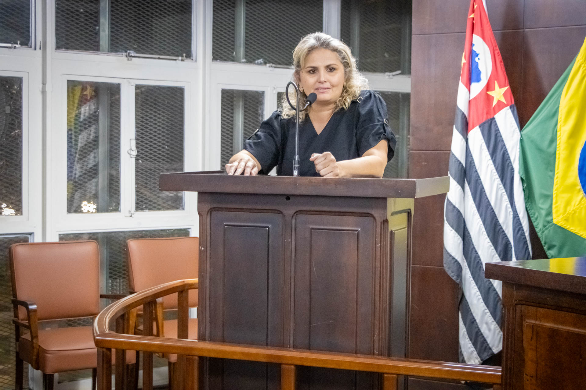 Aline Brandel usa a Tribuna Livre para tratar sobre o reajuste na tarifa de água e esgoto em Jaboticabal.