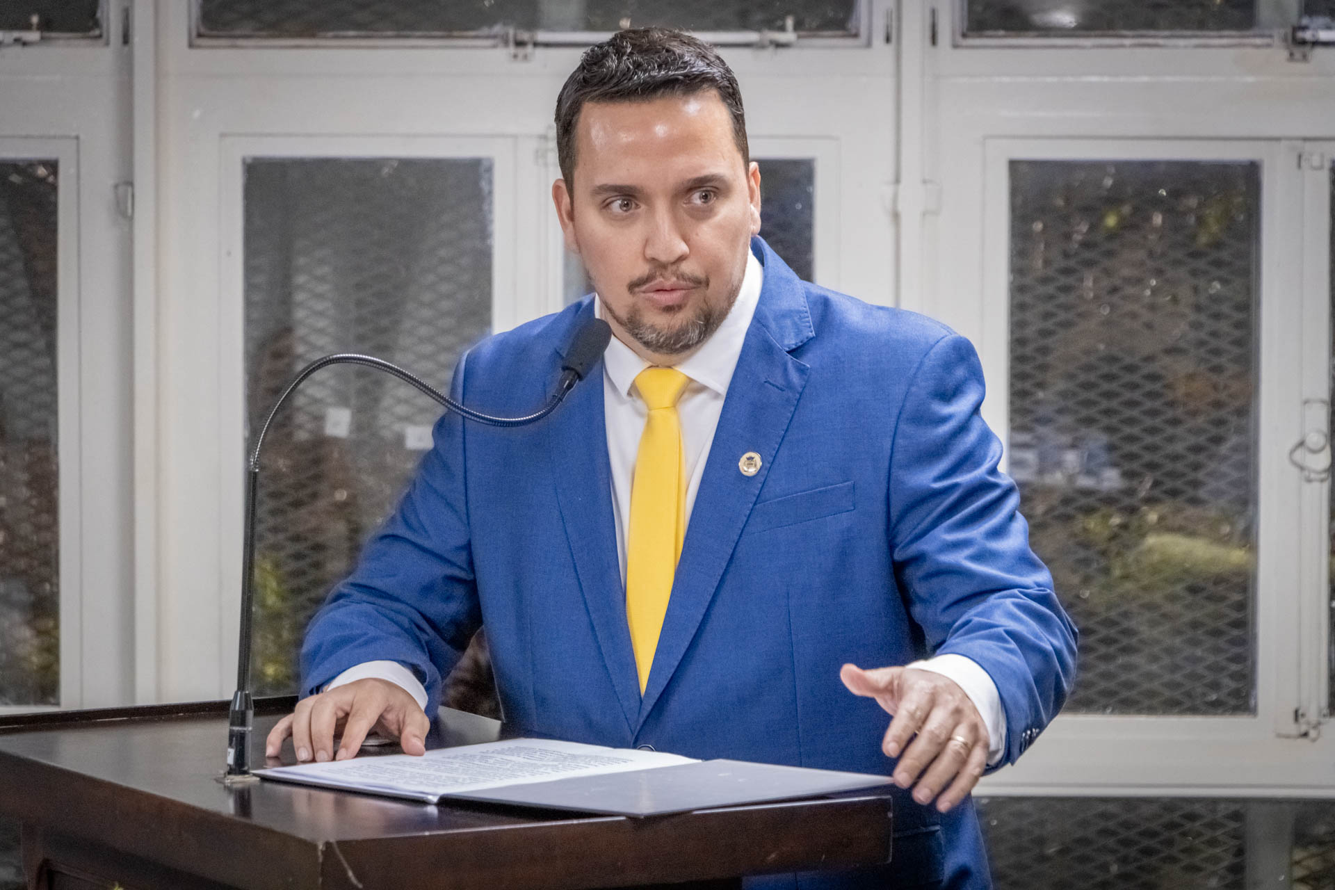 Dr. Jonatas Advogado durante sessão solene de homenagem ao COC de Jaboticabal pelos seus 16 anos de atividade no município.