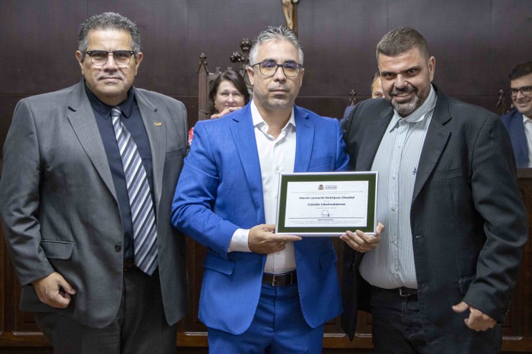 Dr. Marvin recebe título de Cidadão Jaboticabalense