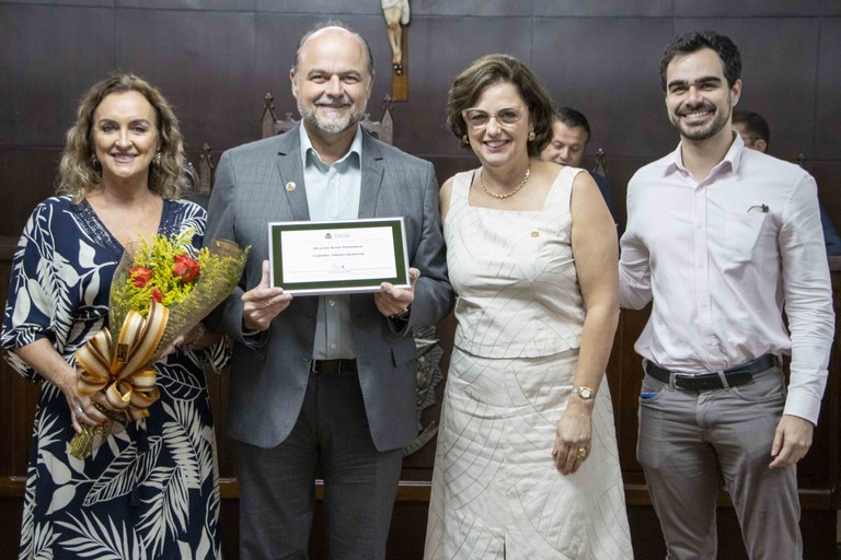 Deputado Ricardo Madalena recebe título de Cidadão Jaboticabalense