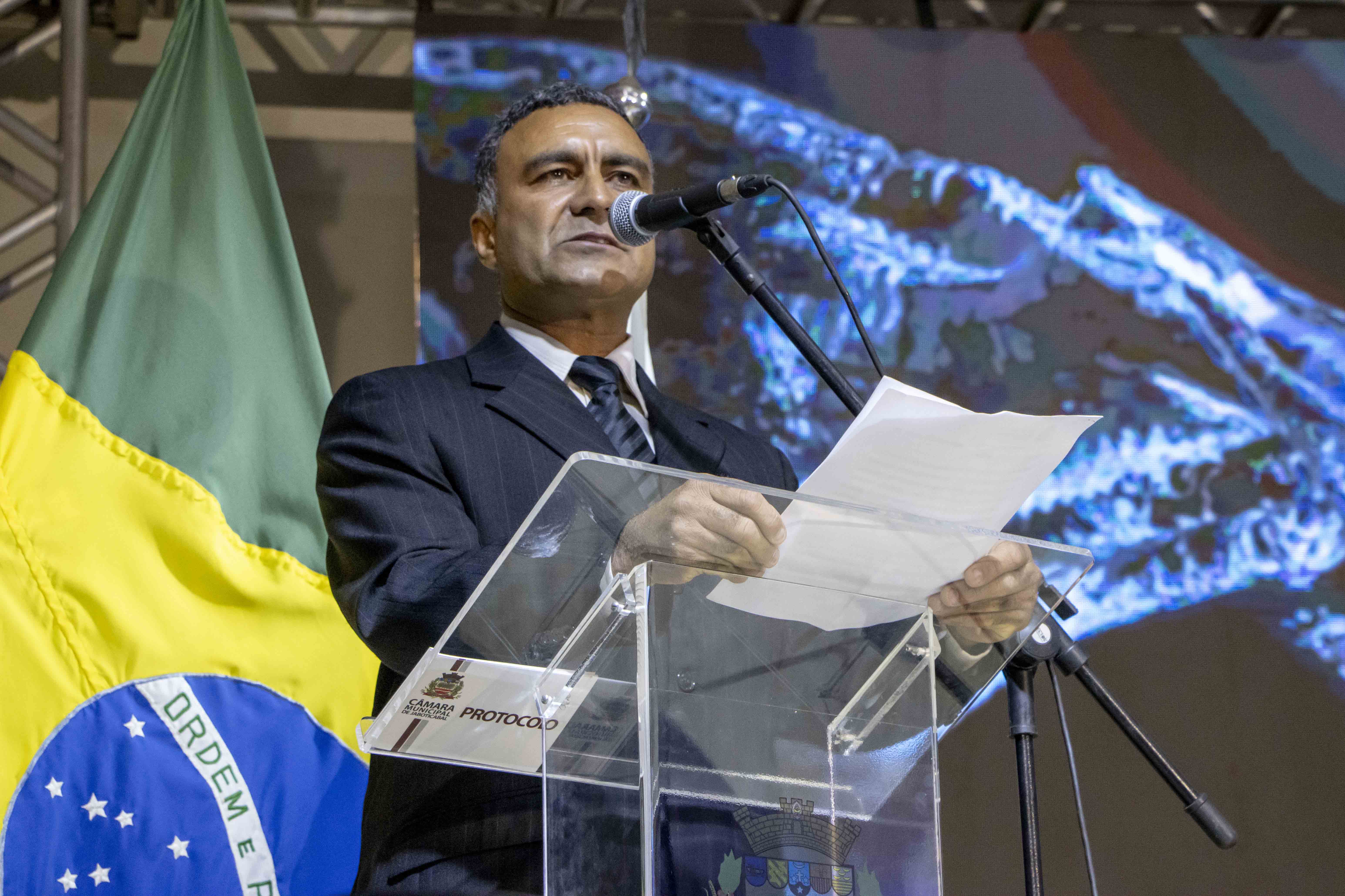 Vereador Gilberto de Faria na solenidade de 50 anos do SAAEJ